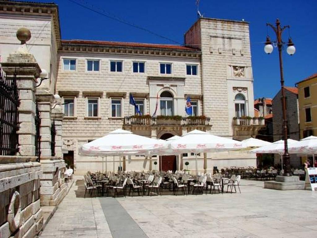 Apartment Ana Gornji Karin Exterior foto